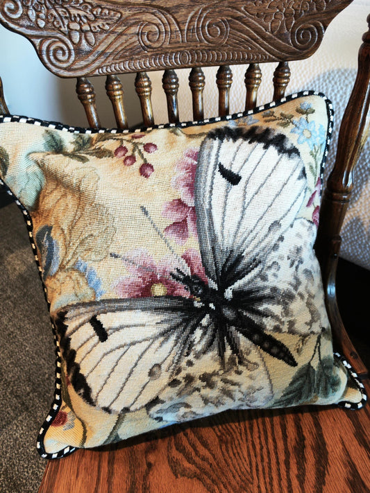 Handmade Wool Needlepoint Pillow Cover - Decorative Throw Cushion Cover - Vintage Floral Embroidery Design - 16x16 Pillow Cover