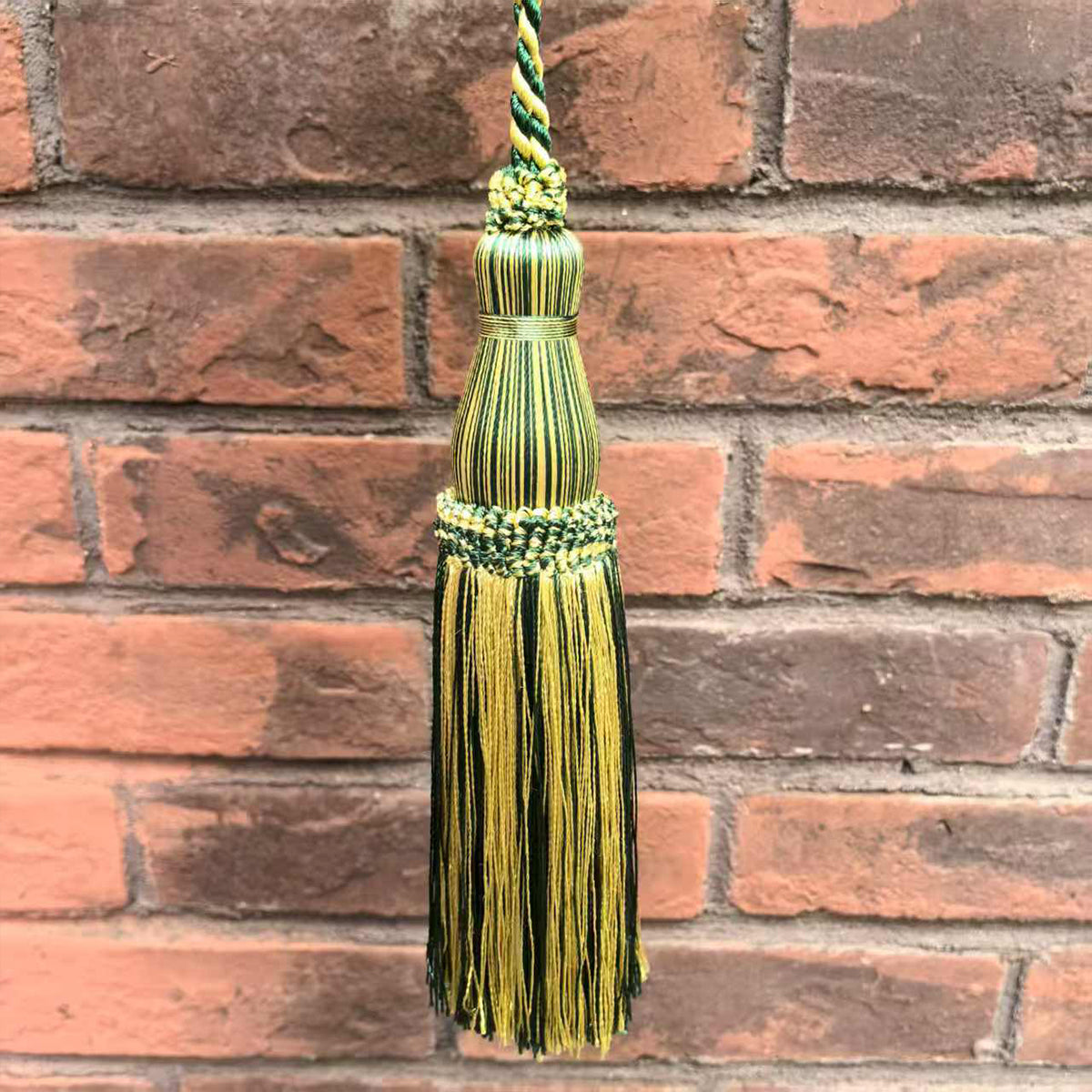 1 Pack Green & Gold Decorative Tassel, 15 in – Single Hanging Tassel for Curtains, Door Handles, Wall Décor & European-Style Home Decoration E9670_C