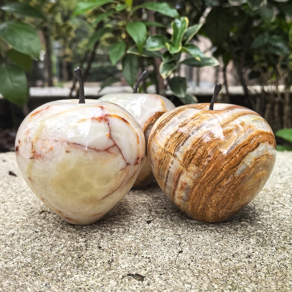 3-Inch Afghan Jade Apple Carving – Handcrafted Natural Stone Sculpture for Home Décor, Desk Display, and Gift Collection