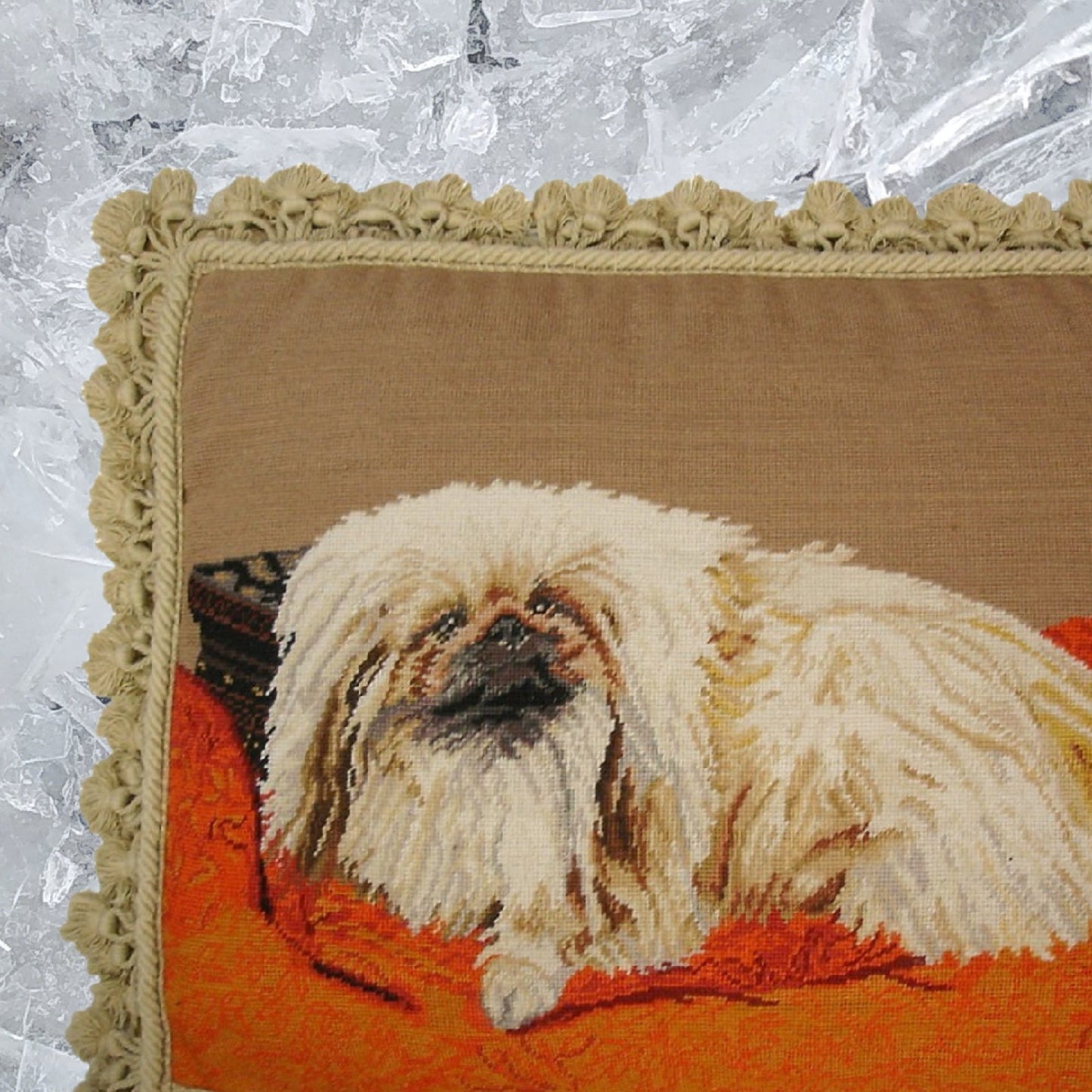 Handmade Wool Needlepoint Pillow Cover - Decorative Throw Cushion Cover - Vintage Floral Embroidery Design  Pekiness in the carol rug with nature tassel