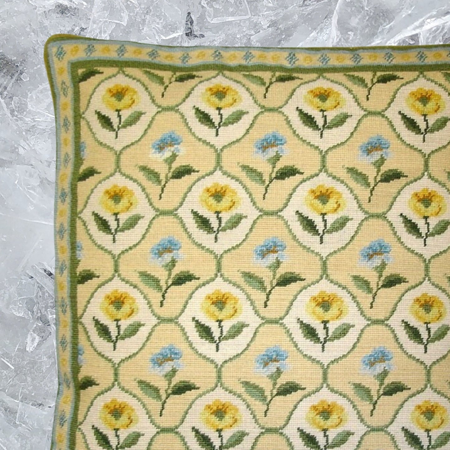 Handmade Wool Needlepoint Pillow Cover - Decorative Throw Cushion Cover - Vintage Floral Embroidery Design IIVV