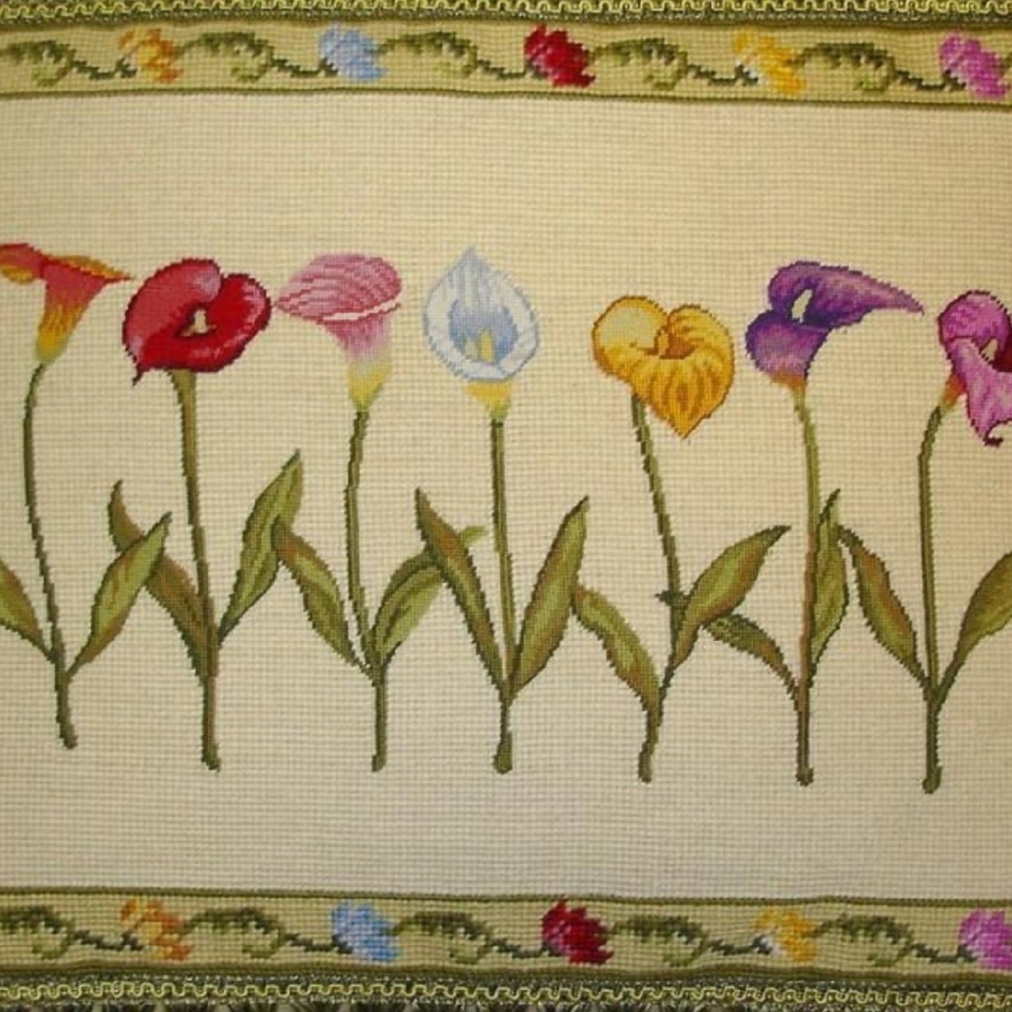 Handmade Wool Needlepoint Pillow Cover - Decorative Throw Cushion Cover - Vintage Floral Embroidery Design  with 2 color tassel I