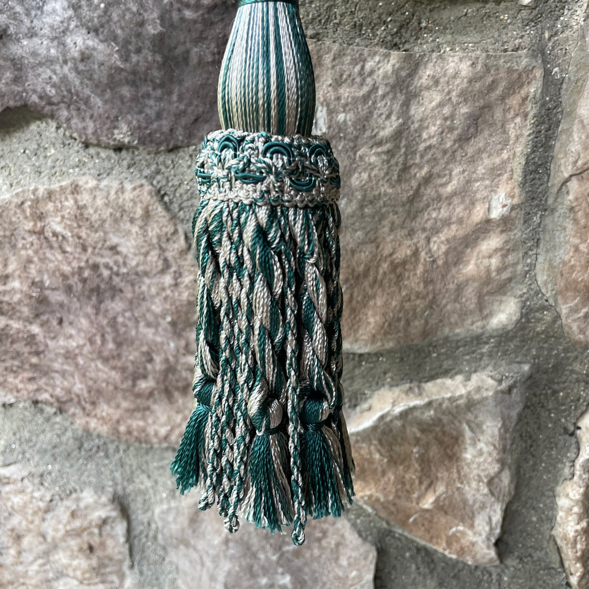 1 Pack Luxury Decorative Tassel with Loop, 11.8in Total Length – Double Layer Design, Ideal for Curtain Tiebacks, Home Décor, Keychains, and Craft Projects E1850