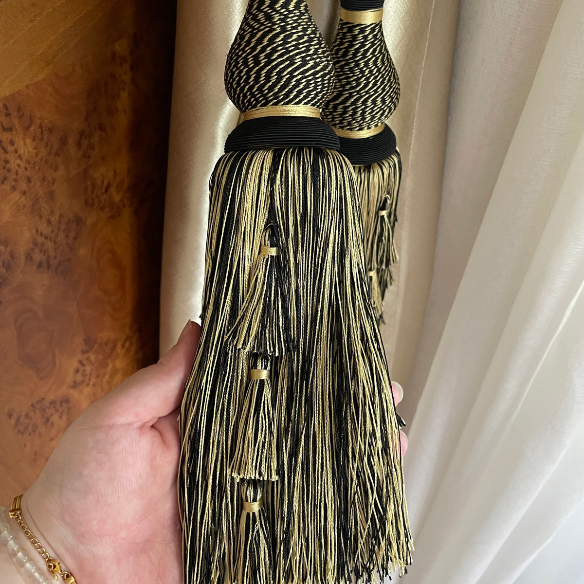 2 Pack Luxury Double Tassel Curtain Tieback, 30 in Total Length – Handcrafted Decorative Rope Holdback for Drapes and Home Interior Styling E2402