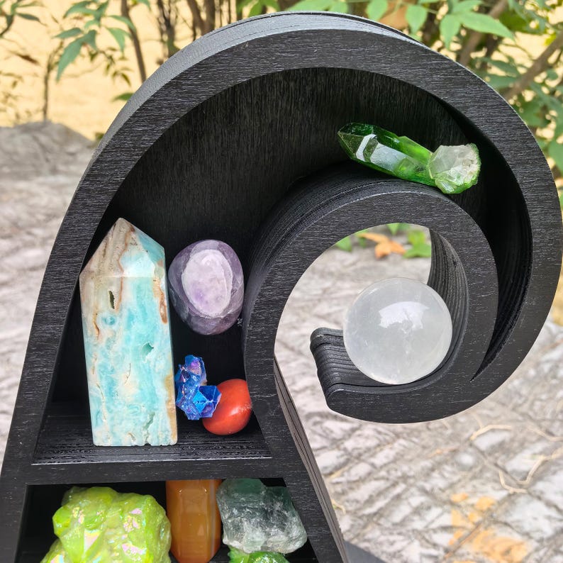 Witch Hat Crystal Shelf – Wooden Witchy Altar Display, Halloween Gothic Decor, Celestial Crystal Storage, Wiccan Ritual Shelf