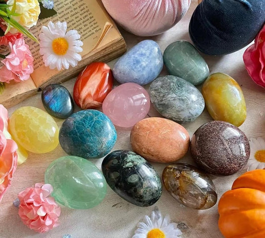 Natural Tumbled Crystals Bulk - Assorted Healing Stones, 2-3cm Size for Chakra Balancing, Meditation, Energy Work, and Crafting