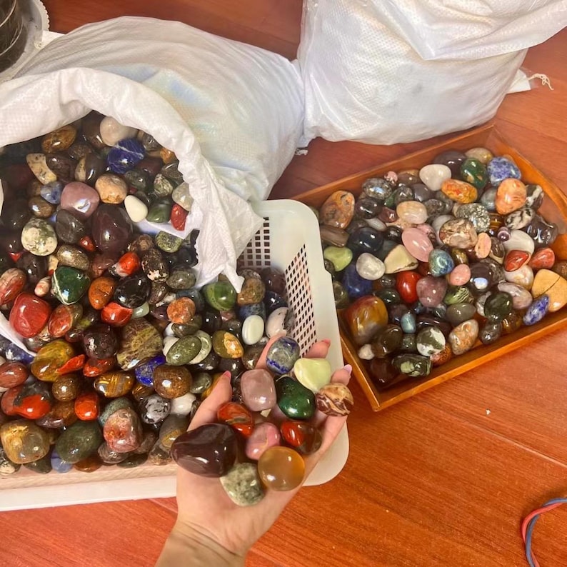 Natural Tumbled Crystals Bulk - Assorted Healing Stones, 2-3cm Size for Chakra Balancing, Meditation, Energy Work, and Crafting