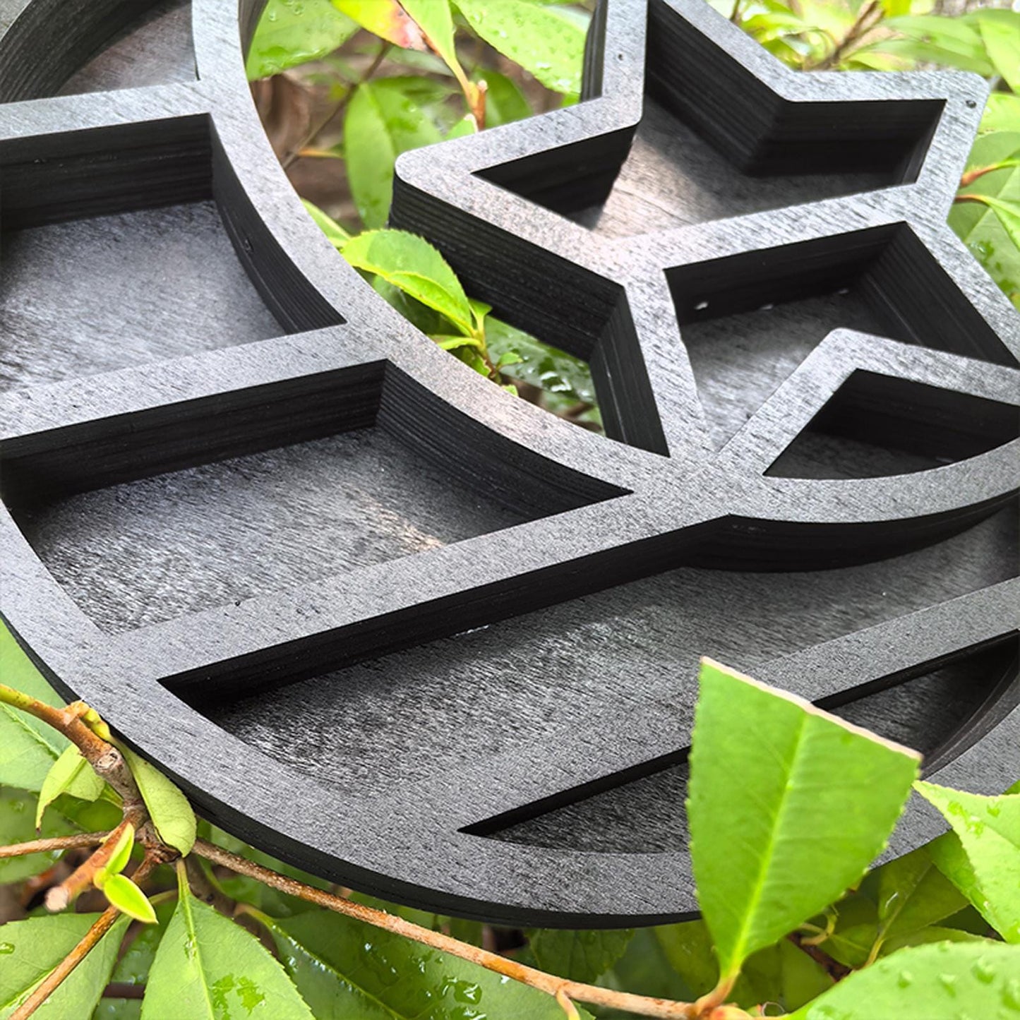 Moon and Star Crystal Shelf – Wooden Celestial Display, Witchy Altar Decor, Boho Astrology Wall Art, Spiritual Crystal Storage